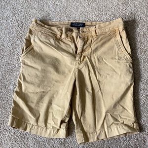 AEO Extreme Flex Men’s Khaki Shorts